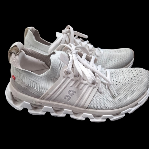 On Cloud Cloud Swift White Running Shoes Size 6.5 - Picture 1 of 7